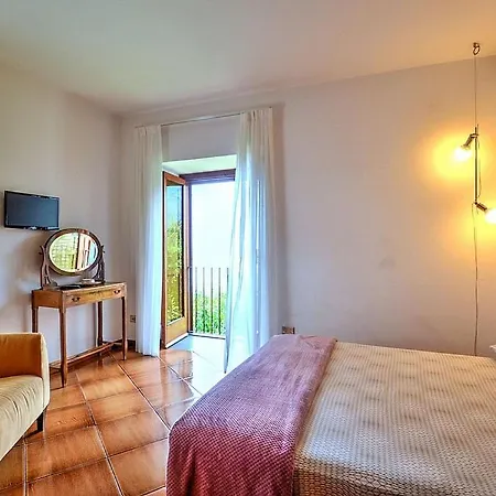 Sleeps 10 Pool Air Con Wifi Villa