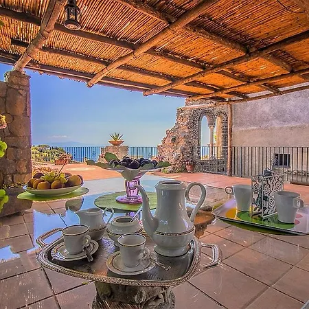 Sleeps 10 Pool Air Con Wifi *