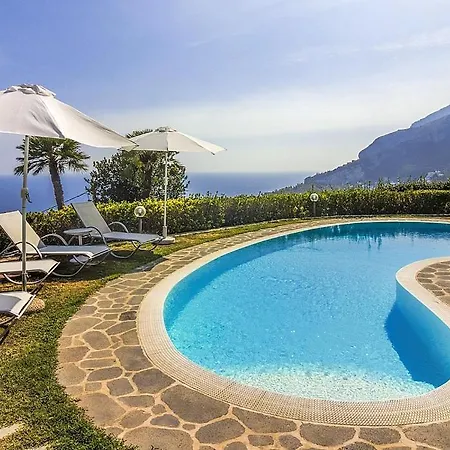Sleeps 10 Pool Air Con Wifi Scala