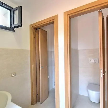 Sleeps 10 Pool Air Con Wifi Villa *
